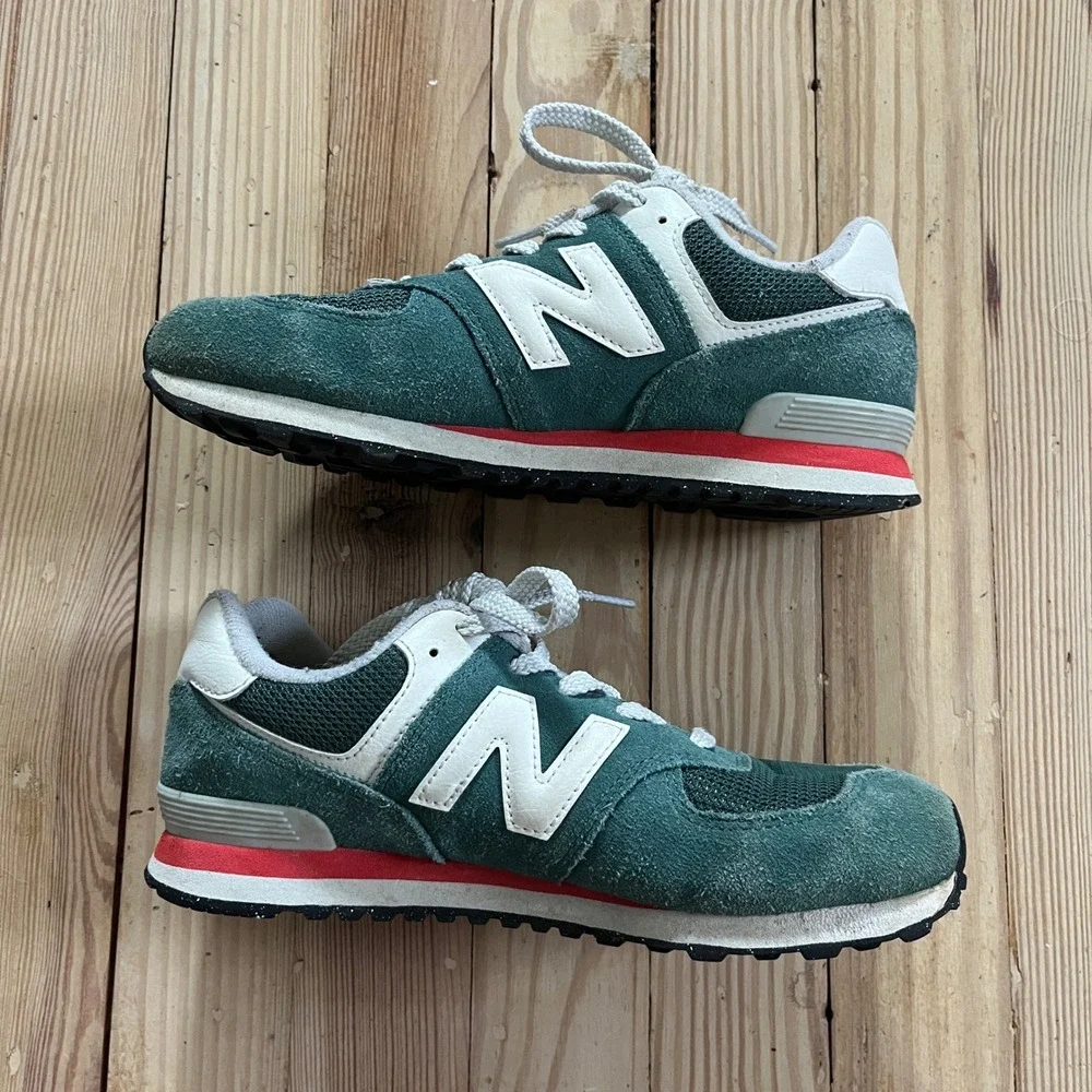 New Balance 574 Dark Green White Red Suede Mesh Sneakers‎ Casual Vibrant Shoe